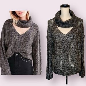 Urban Outfitters Cowl Neck Chest Keyhole Sweater Gray Size Small